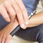 e cigarette and gum health